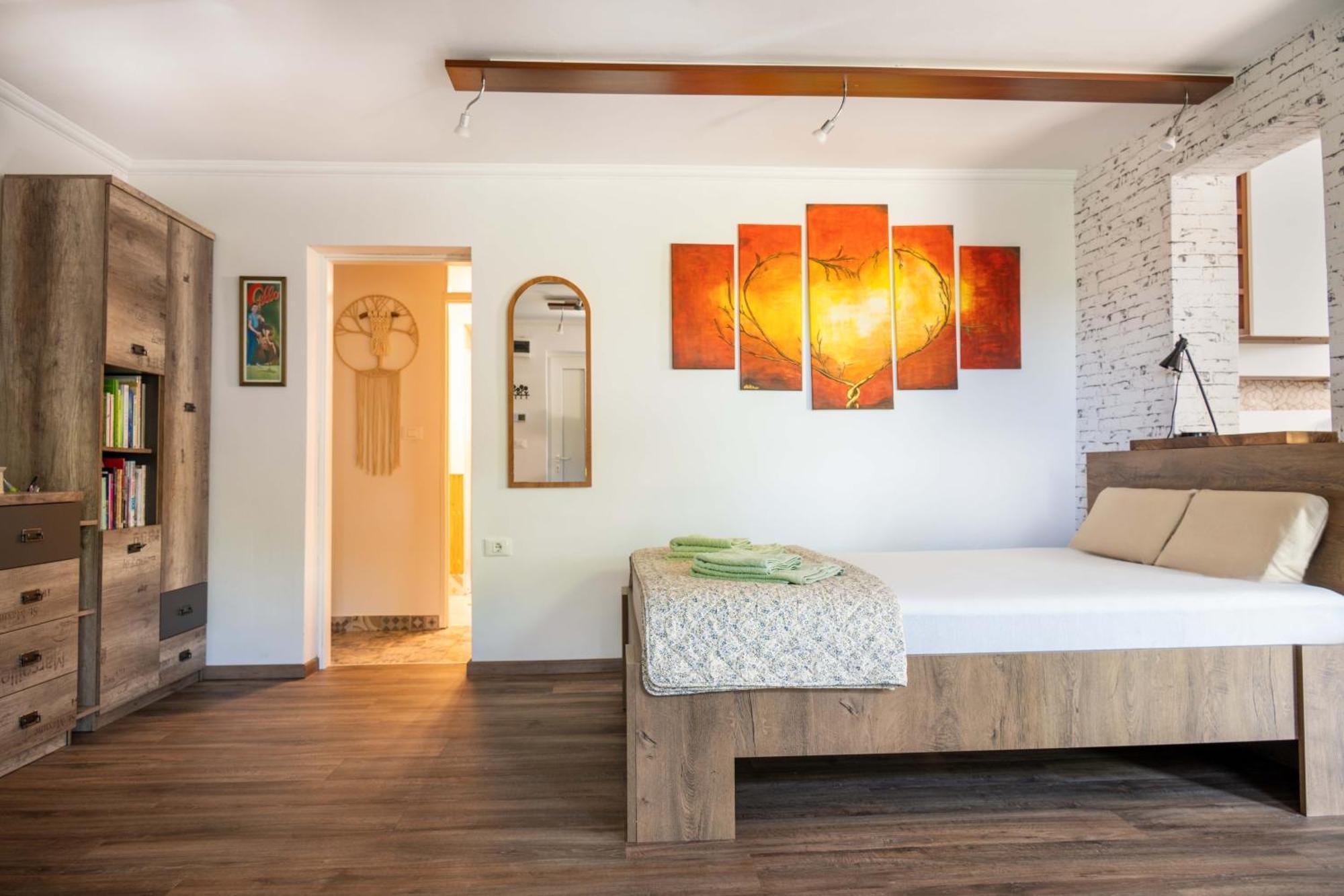 Apartma Salvia-Guest House Lucija Exterior photo